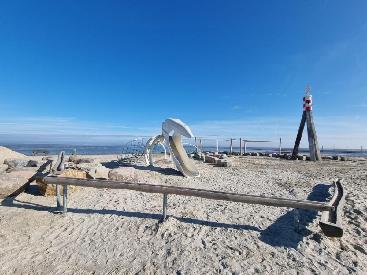 Ferienhaus Steuerbord Im Bootshaus Neßmersiel Εξωτερικό φωτογραφία